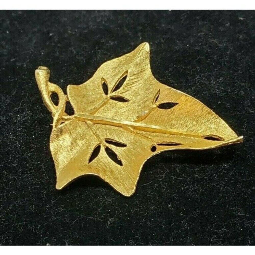 Gold Plated Leaf Brooch Great for Shawls or Hats